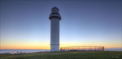 Woolongong Head Lighthouse - NSW T (PBH4 00 9803)
